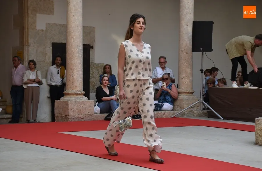 Foto 3 - El desfile de moda de la MiroWeek despierta un notable inter&eacute;s