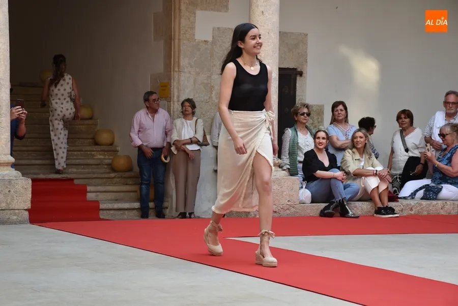 Foto 4 - El desfile de moda de la MiroWeek despierta un notable inter&eacute;s