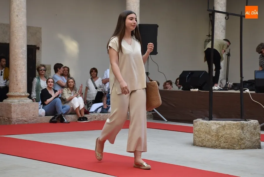 Foto 5 - El desfile de moda de la MiroWeek despierta un notable inter&eacute;s