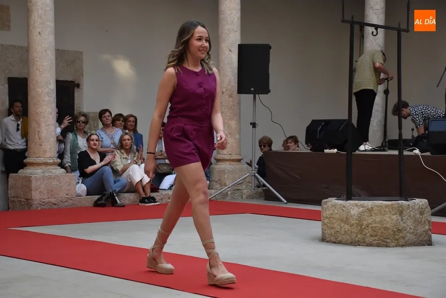 Foto 9 - El desfile de moda de la MiroWeek despierta un notable inter&eacute;s