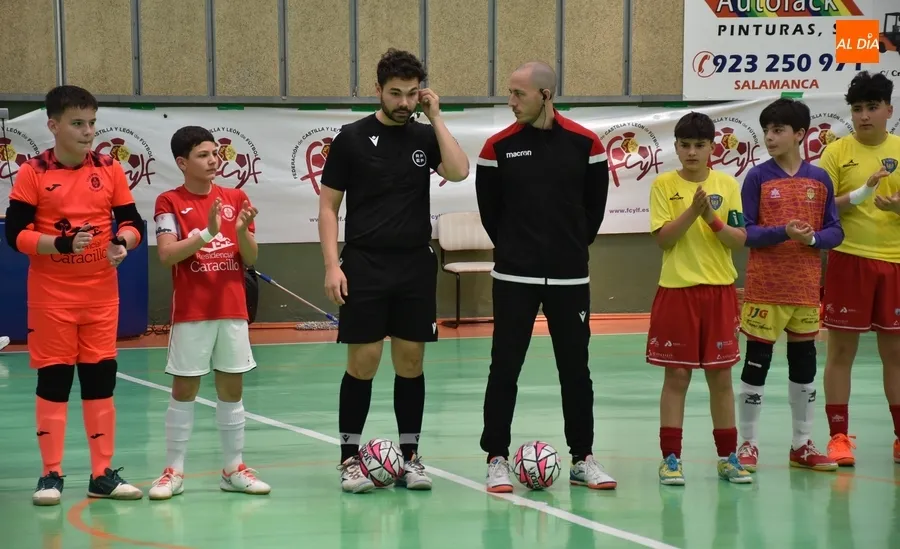 Foto 2 - El III Infantil golea y culmina la exigente 1&ordf; Divisi&oacute;n Regional en una espl&eacute;ndida 3&ordf; posici&oacute;n