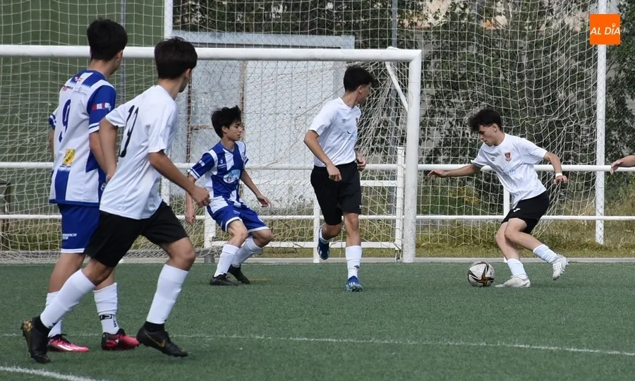 Foto 3 - El &uacute;ltimo partido del Juvenil del Ciudad Rodrigo empieza 1 hora tarde porque el &aacute;rbitro se fue &iexcl;a B&eacute;jar!