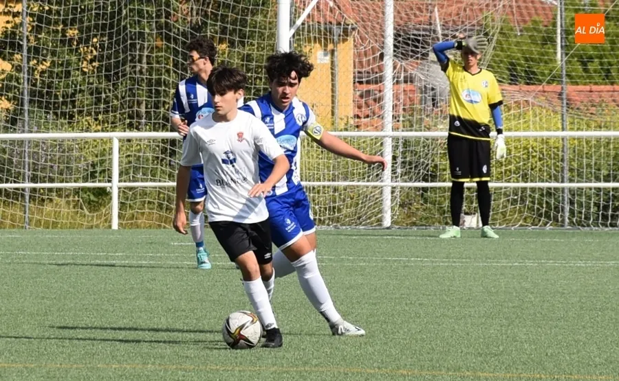 Foto 8 - El &uacute;ltimo partido del Juvenil del Ciudad Rodrigo empieza 1 hora tarde porque el &aacute;rbitro se fue &iexcl;a B&eacute;jar!