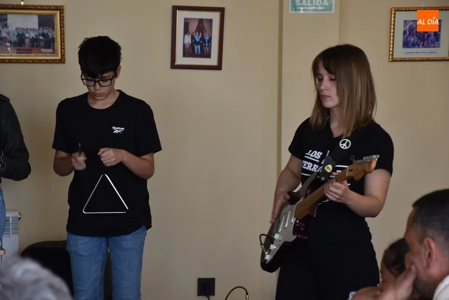 Foto 10 - 75 docentes de M&uacute;sica de toda Castilla y Le&oacute;n toman parte en un Encuentro en Ciudad Rodrigo