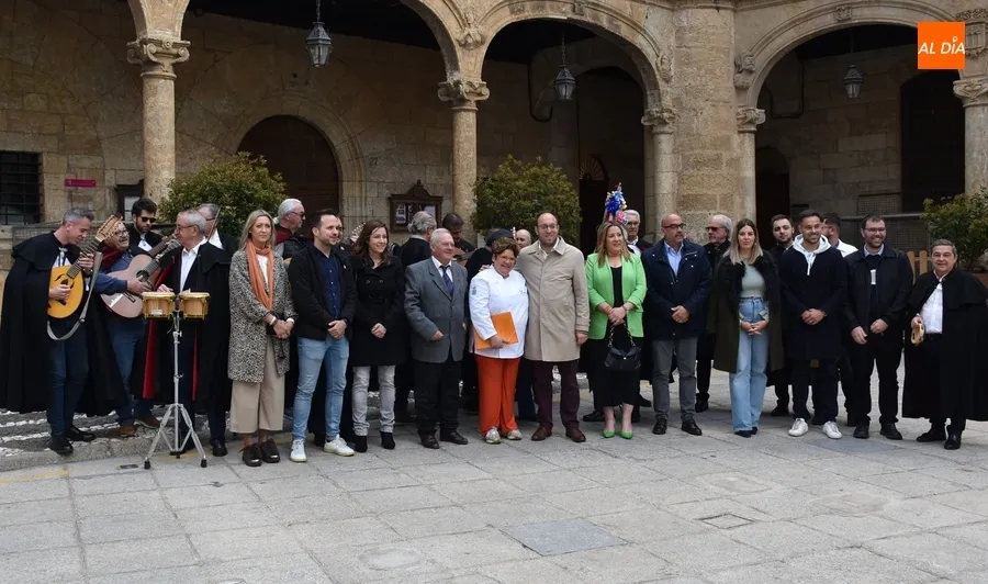 Foto 3 - Leticia Mart&iacute;n Palos inaugura la Feria del Farinato relatando la &ldquo;nueva visi&oacute;n&rdquo; que le ha dado