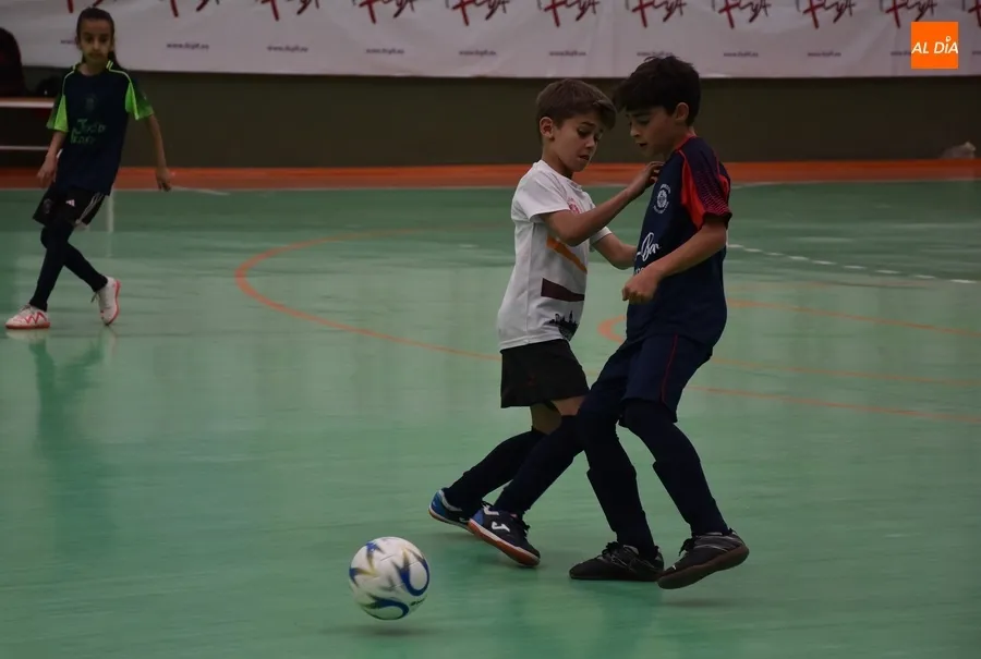 Foto 6 - El III Columnas culmina su novedosa Liga Benjam&iacute;n con el t&iacute;tulo para Toldos Textiles Acosta
