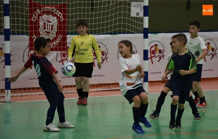 Foto 8 - El III Columnas culmina su novedosa Liga Benjam&iacute;n con el t&iacute;tulo para Toldos Textiles Acosta