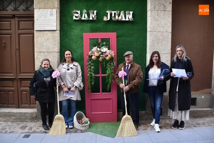 Foto 5 - Las zonas participantes en el Concurso Floral reciben la visita del jurado