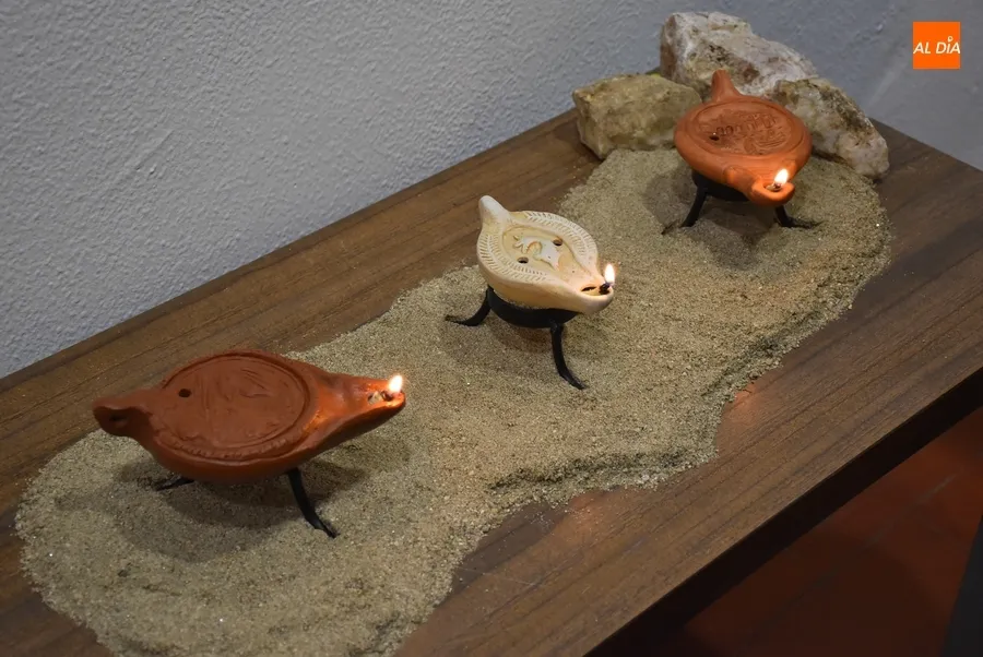 Foto 2 - Los alumnos de Cer&aacute;mica de la Escuela de Adultos llevan sus creaciones hasta la Casa de la Cultura