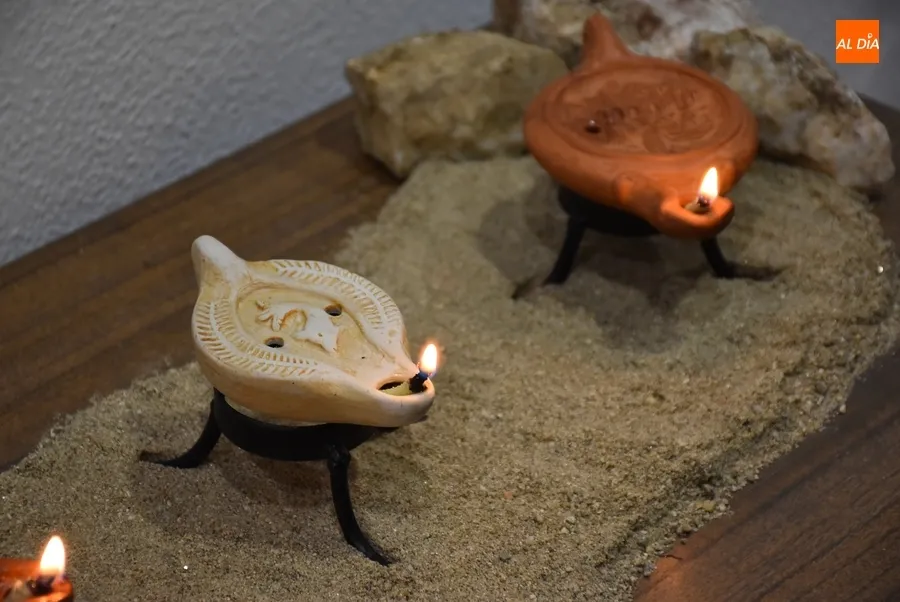 Foto 3 - Los alumnos de Cer&aacute;mica de la Escuela de Adultos llevan sus creaciones hasta la Casa de la Cultura