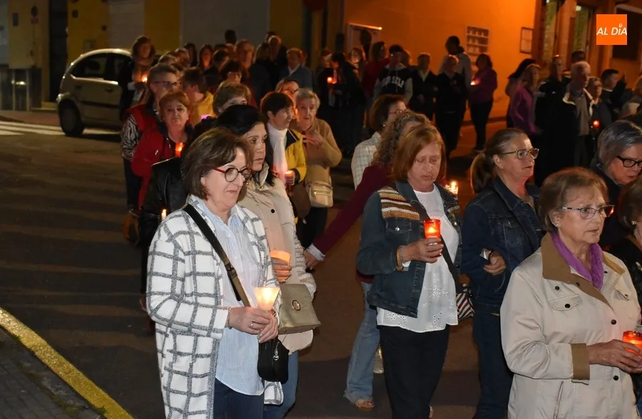 Foto 11 - La Virgen de F&aacute;tima pide por la paz en el mundo en su trayecto nocturno por el Valle de San Mart&iacute;n