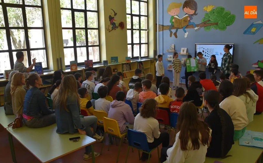 Foto 6 - Los alumnos de 6&ordm; de San Francisco se convierten en emprendedores en el &lsquo;Genyus Day&rsquo;