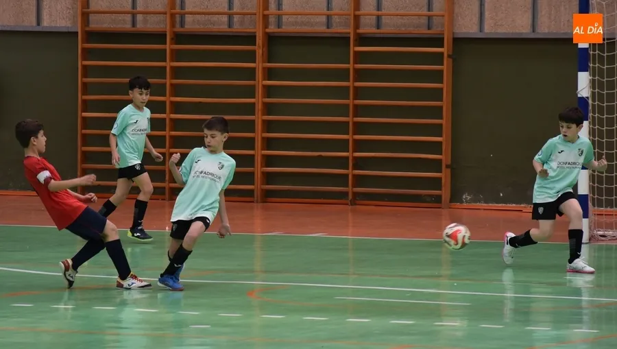 Foto 2 - Los alevines A y B del III Columnas recuperan con &eacute;xito partidos que se aplazaron en octubre