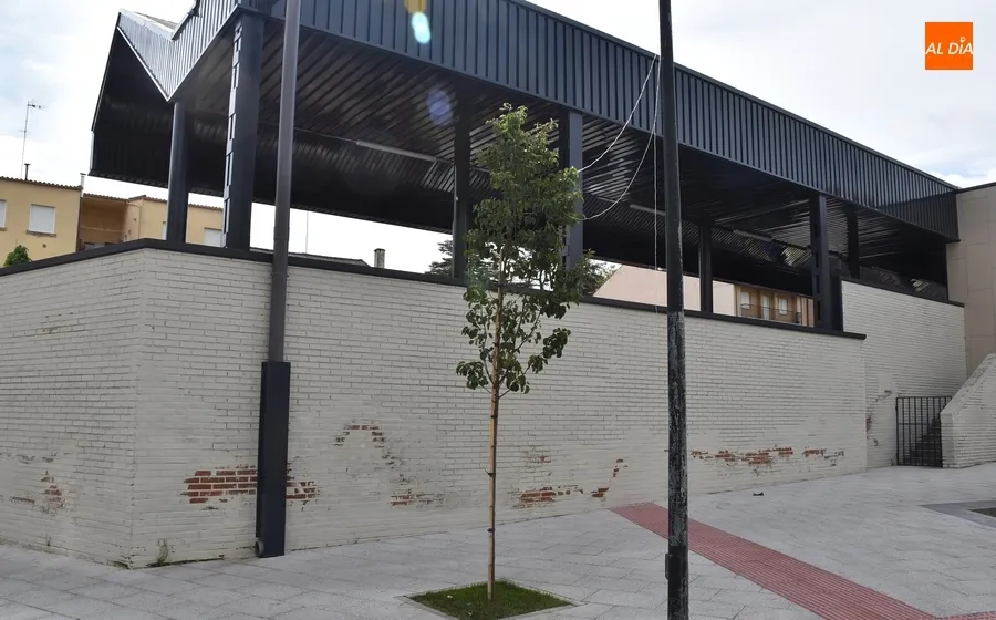 Foto 6 - La Estaci&oacute;n de Autobuses va perdiendo color en su parte trasera