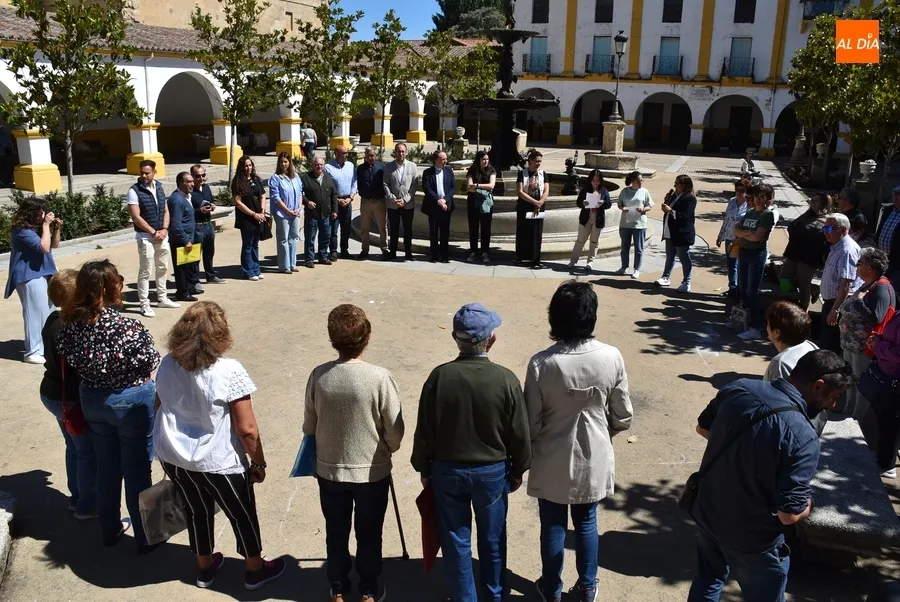 Foto 2 - C&aacute;ritas invita a dejar por escrito los gestos que &ldquo;abren caminos a la esperanza&rdquo;
