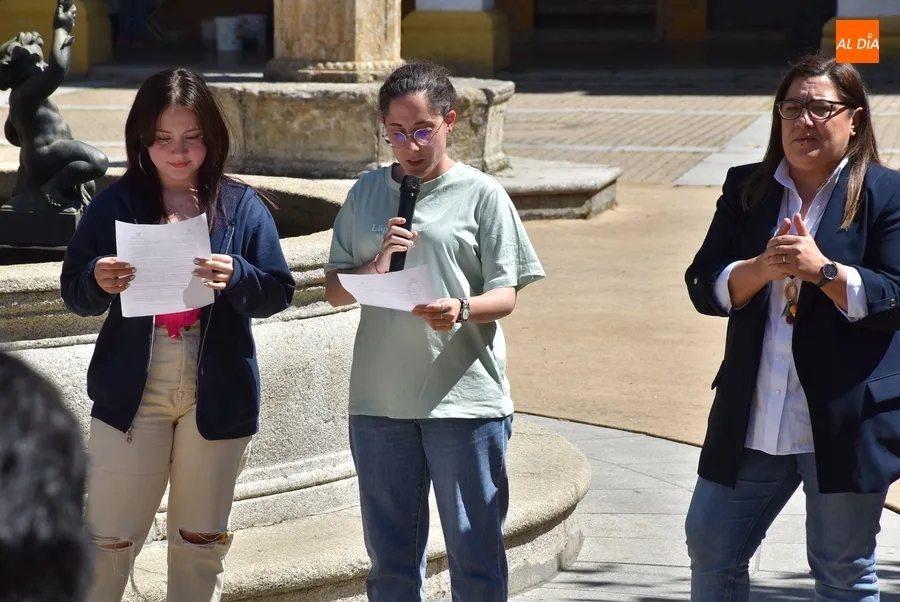 Foto 3 - C&aacute;ritas invita a dejar por escrito los gestos que &ldquo;abren caminos a la esperanza&rdquo;