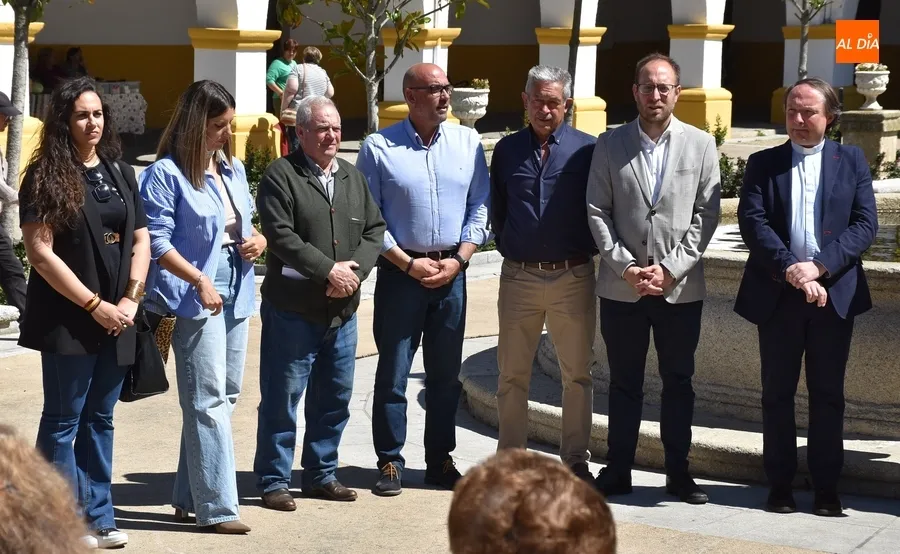 Foto 4 - C&aacute;ritas invita a dejar por escrito los gestos que &ldquo;abren caminos a la esperanza&rdquo;