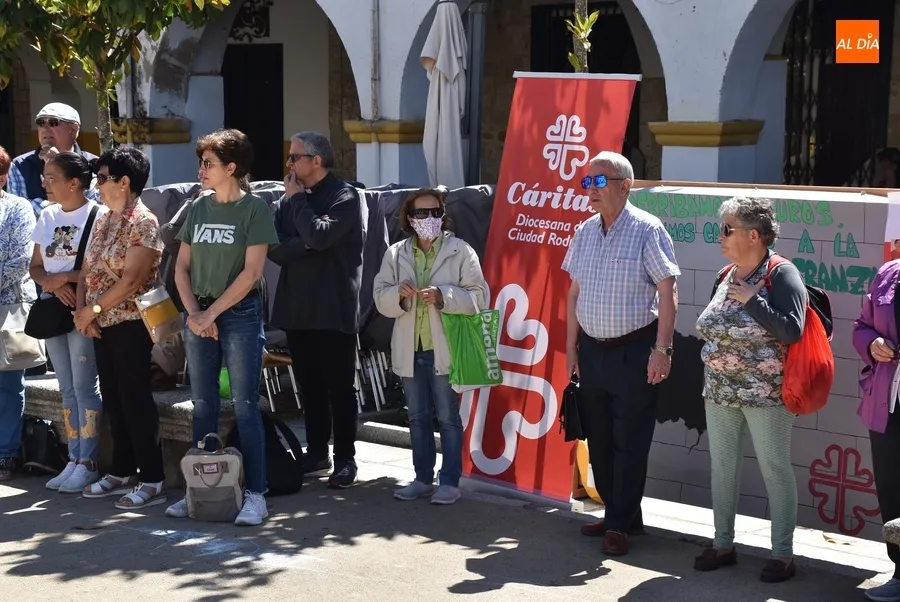 Foto 8 - C&aacute;ritas invita a dejar por escrito los gestos que &ldquo;abren caminos a la esperanza&rdquo;