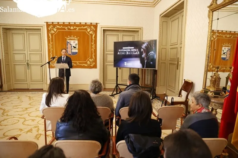 Presentación en el Ayuntamiento de las actividades que se celebrarán en los próximos días con motivo del Día Internacional Contra el Acoso Escolar. Foto: David Sañudo