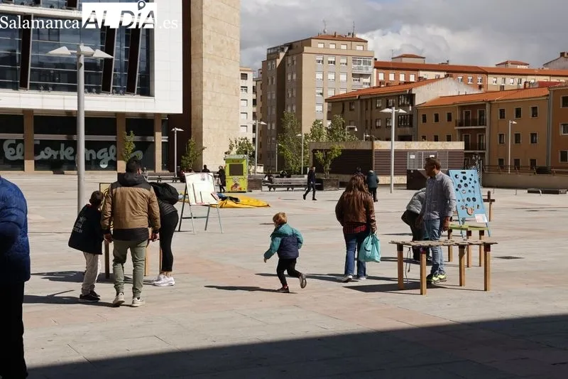 La plaza de la Concordia ha acogido actividades por el Día Internacional de la Familia. Fotos: David Sañudo