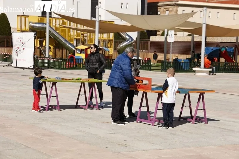 La plaza de la Concordia ha acogido actividades por el Día Internacional de la Familia. Fotos: David Sañudo