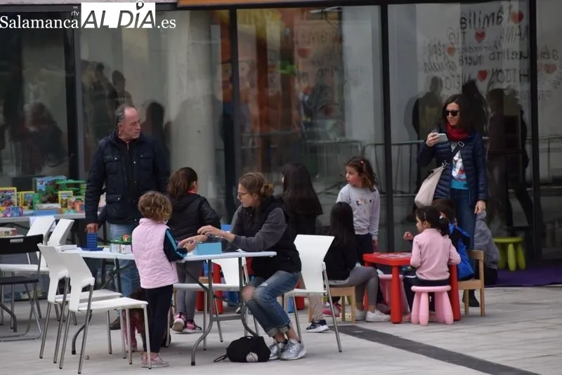 Actividades en la plaza de Trujillo por el Día Internacional de las Familias. Fotos: Vanes Martins