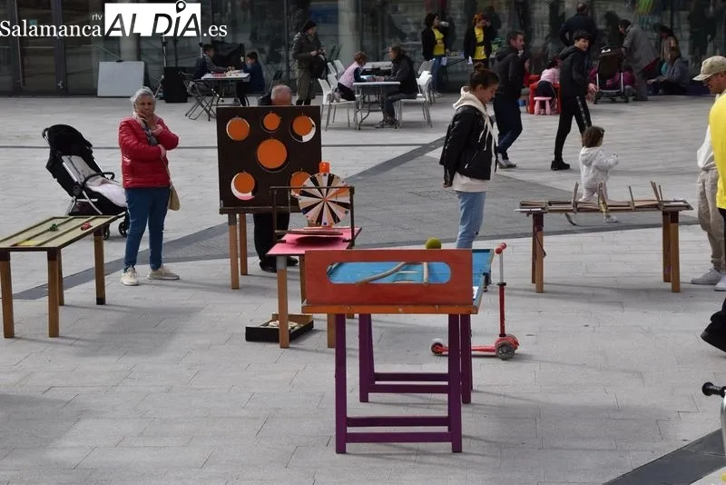 Actividades en la plaza de Trujillo por el Día Internacional de las Familias. Fotos: Vanes Martins