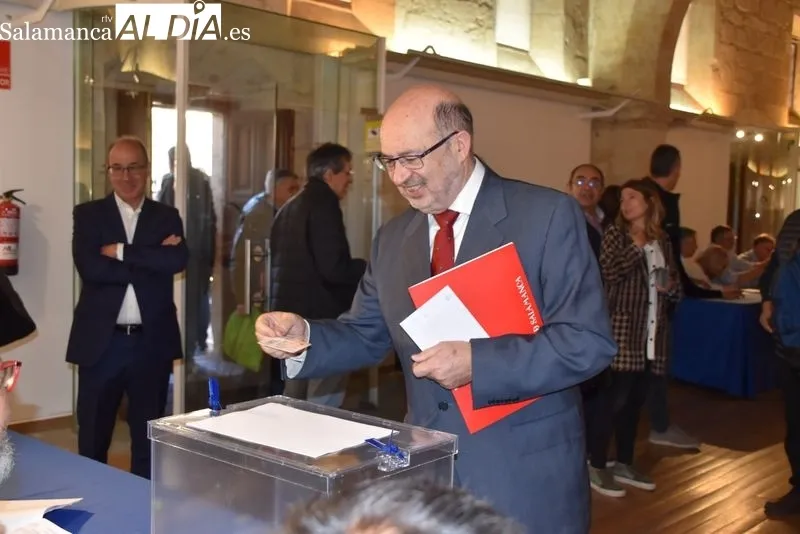 Normalidad en la jornada electoral de la Universidad de Salamanca. Foto: Vanesa Martins