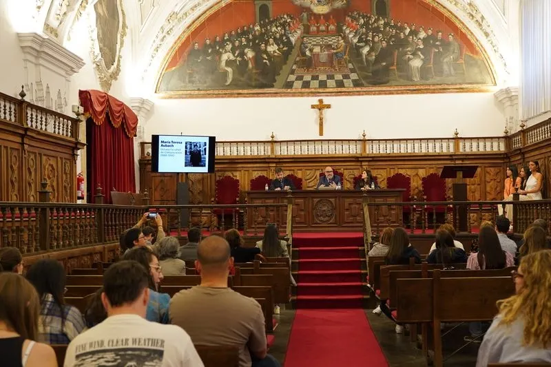 Entrega del Premio ‘María Teresa Aubach’ de Comunicación a Eladio Portela. 