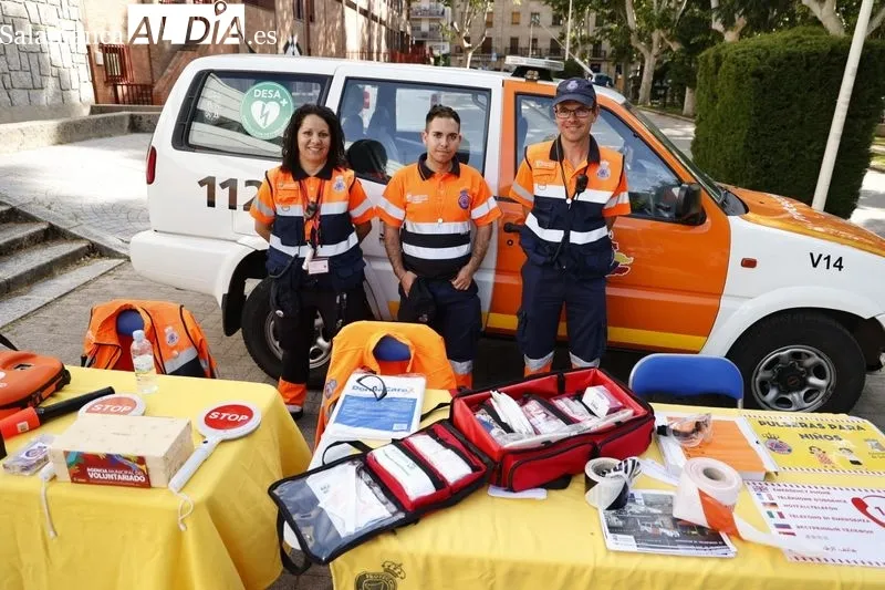 Feria de entidades de voluntariado 'Salamanca nos movemos' en La Alamedilla. Fotos: David Dañudo