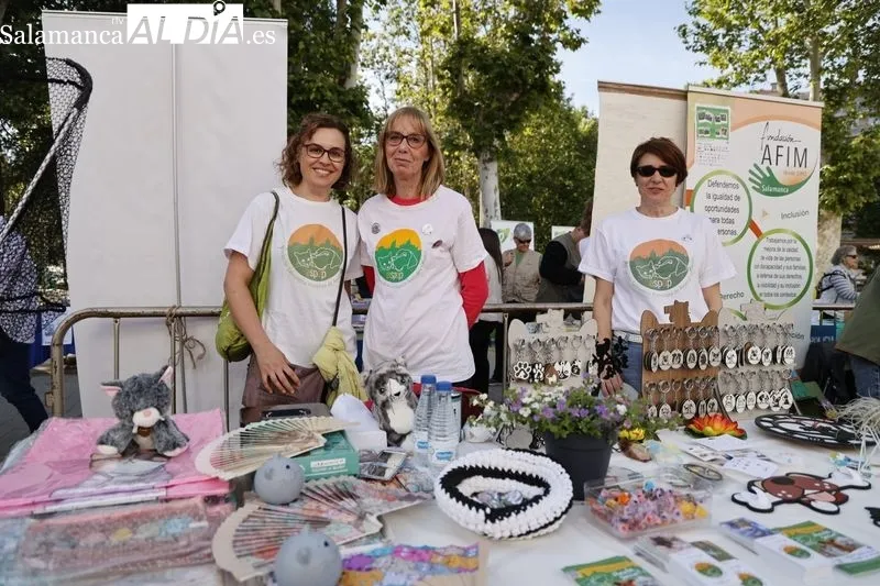 Feria de entidades de voluntariado 'Salamanca nos movemos' en La Alamedilla. Fotos: David Dañudo