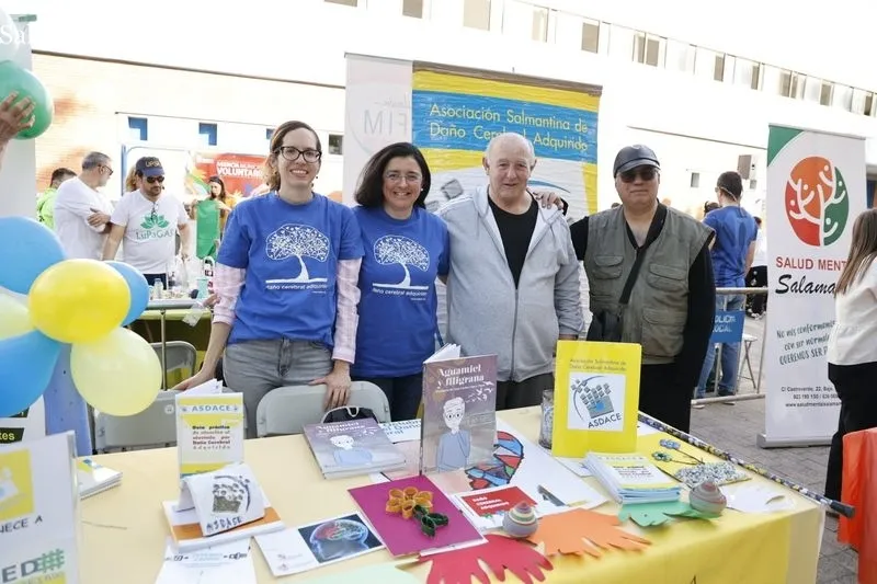 Feria de entidades de voluntariado 'Salamanca nos movemos' en La Alamedilla. Fotos: David Dañudo