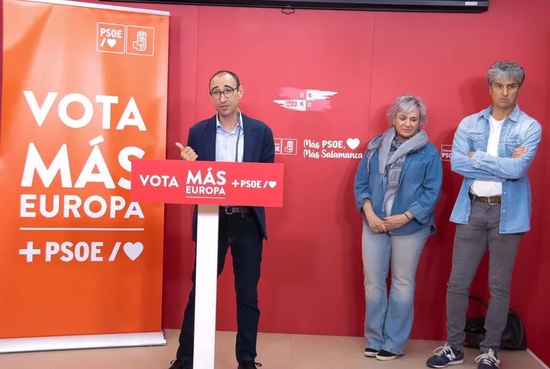 Acto de inicio de campaña de la elecciones europeas que ha tenido lugar en la sede del PSOE.