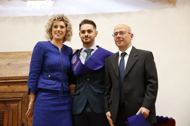 Graduación de la primera promoción de la doble titulación en Física y Matemáticas. Fotos: David Sañudo.