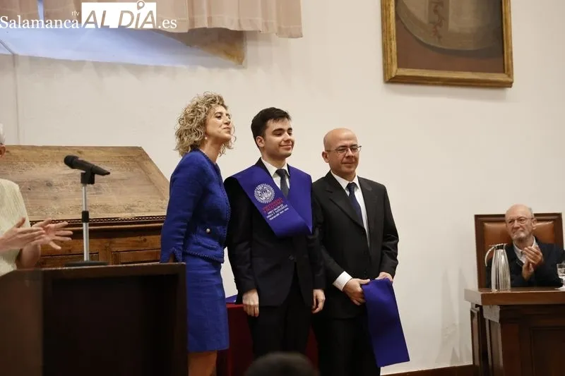 Graduación de la primera promoción de la doble titulación en Física y Matemáticas. Fotos: David Sañudo.