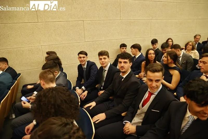 Graduación de Ingeniería Informática y ADET en la UPSA. Fotos: David Sañudo.