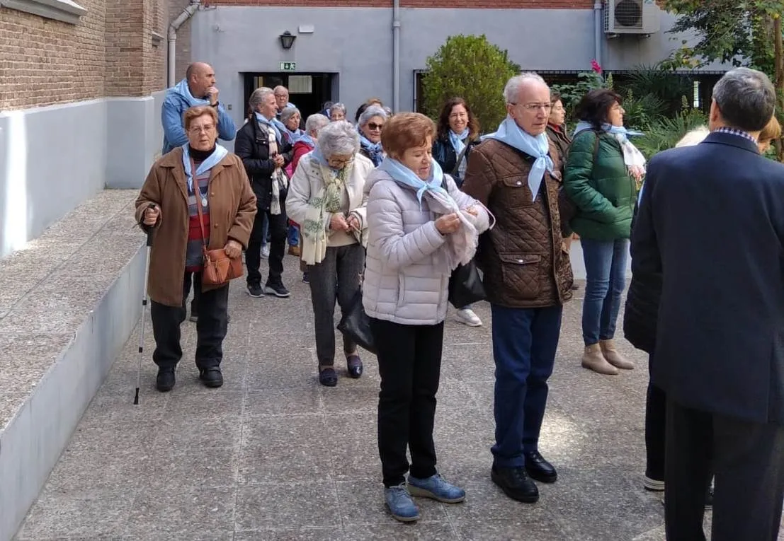 Foto 5 - 40 fieles mirobrigenses peregrinan a la Bas&iacute;lica de La Milagrosa de Madrid