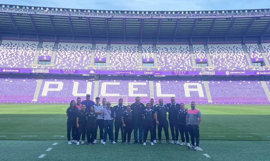 Foto 3 - Los t&eacute;cnicos del Ciudad Rodrigo CF conocen c&oacute;mo funciona el Real Valladolid