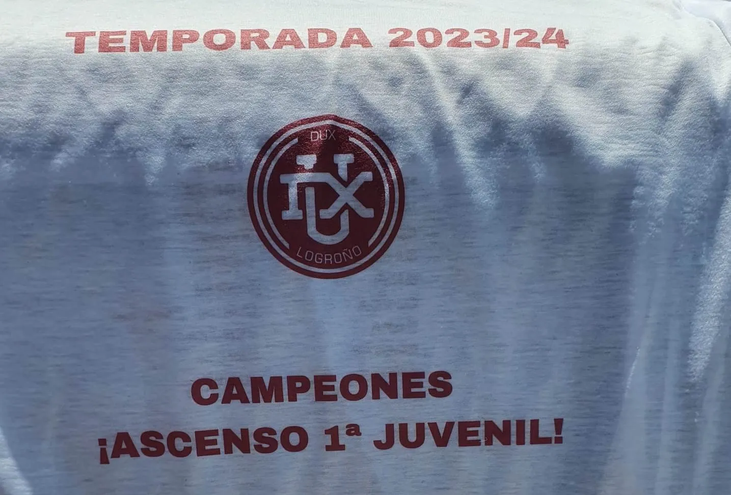 Foto 4 - Sergio Gonz&aacute;lez Centeno se proclama campe&oacute;n de Liga con el Juvenil del DUX Logro&ntilde;o