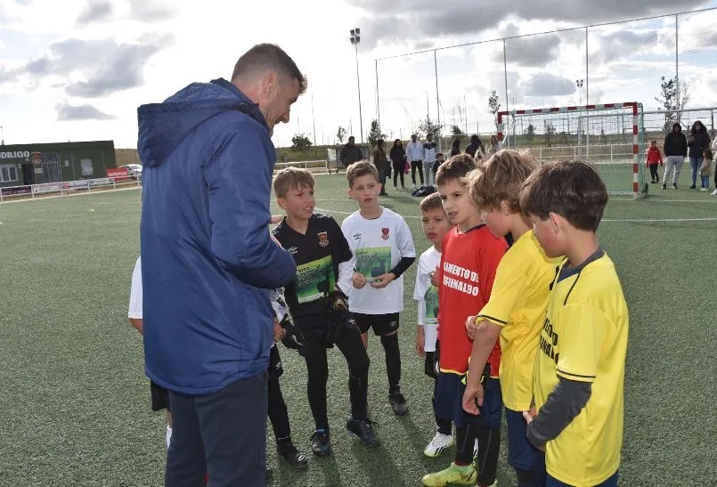 Foto 3 - Completada la relaci&oacute;n de semifinalistas de la Liga Prebenjam&iacute;n del Ciudad Rodrigo CF