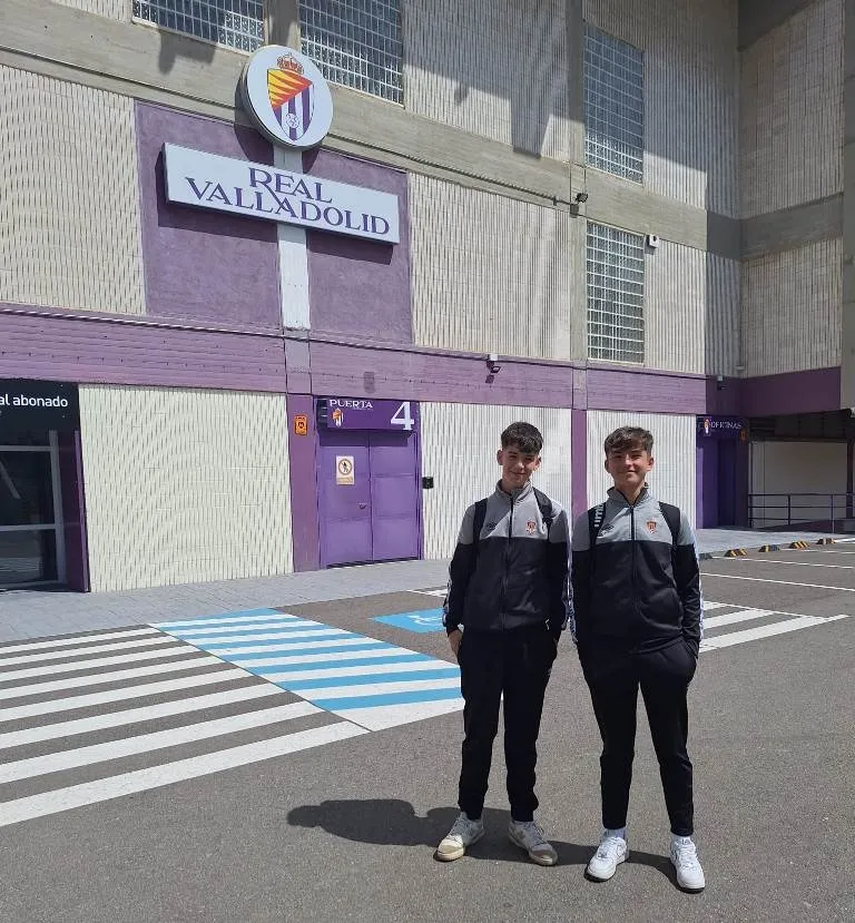 Foto 7 - Oliver y &Aacute;lex S&aacute;nchez entrenan con el Real Valladolid