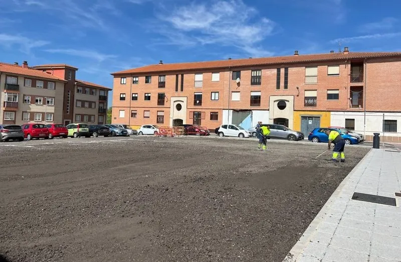 Acondicionamiento de las nuevas plazas públicas de aparcamiento.