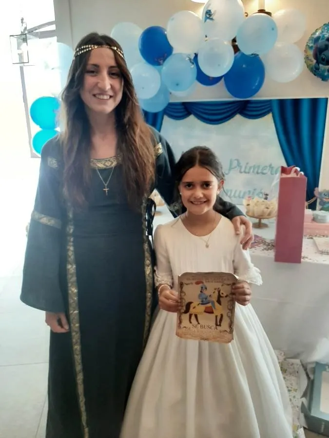 Foto 3 - Dos ni&ntilde;as celebran en el Parador su Primera Comuni&oacute;n con m&uacute;ltiples sorpresas