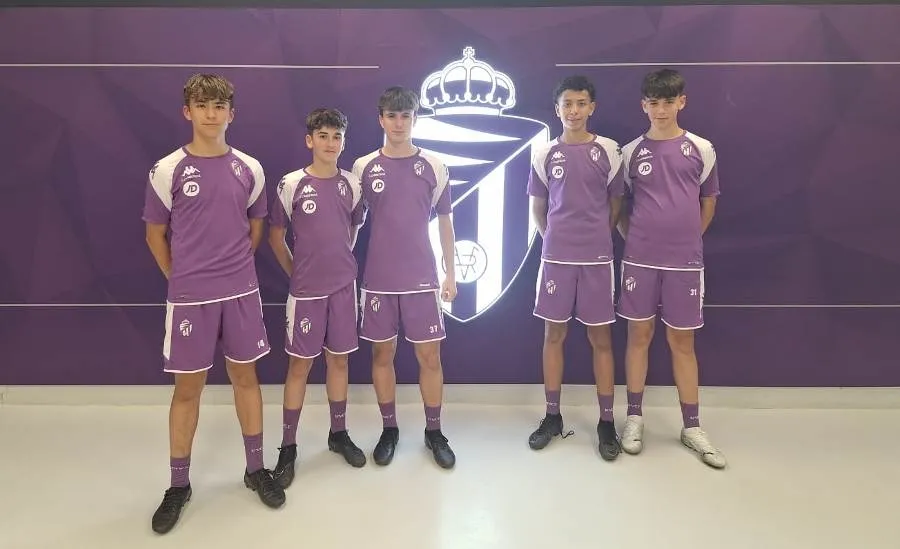 Foto 7 - Cinco cadetes del Ciudad Rodrigo entrenan a la vez con el Real Valladolid