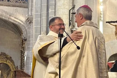 Foto 5 - Daniel Mielgo se convierte en el primer di&aacute;cono casado de la Di&oacute;cesis de Ciudad Rodrigo
