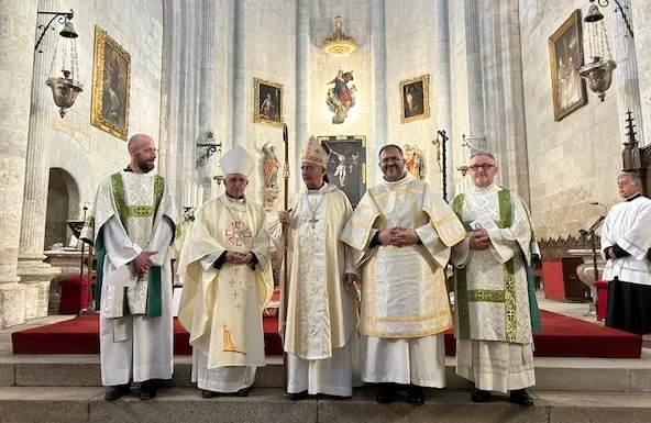 Foto 7 - Daniel Mielgo se convierte en el primer di&aacute;cono casado de la Di&oacute;cesis de Ciudad Rodrigo