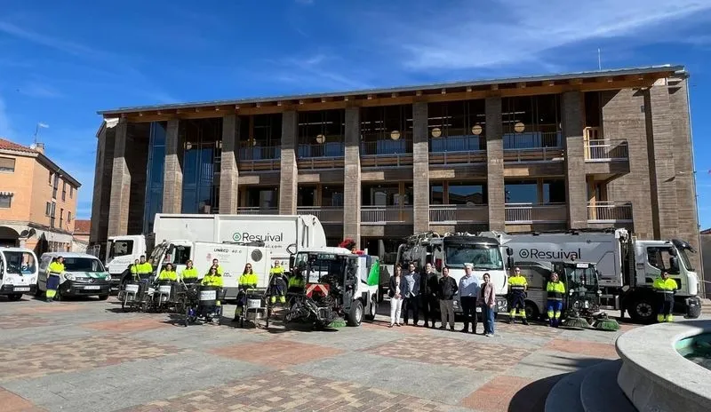 Presentación del nuevo servicio de limpieza viaria y recogida de residuos sólidos de Carbajosa de la Sagrada