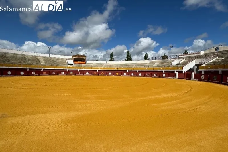 Foto 2 - Macotera pone en marcha el proceso para salvar el preocupante estado de su plaza de toros