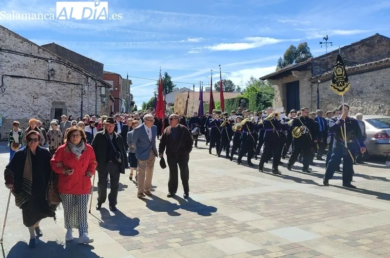 Foto 2 - La Banda Esperanza recorre las calles de San Felices acompa&ntilde;ando a Jes&uacute;s Nazareno