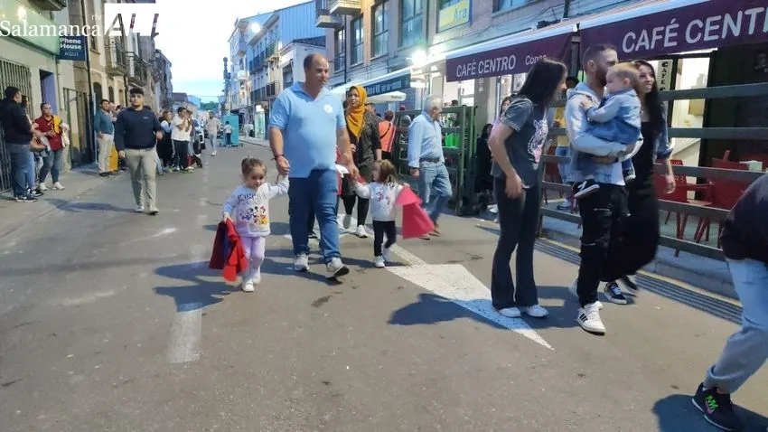 Emoción en las calles de Vitigudino / CORRAL